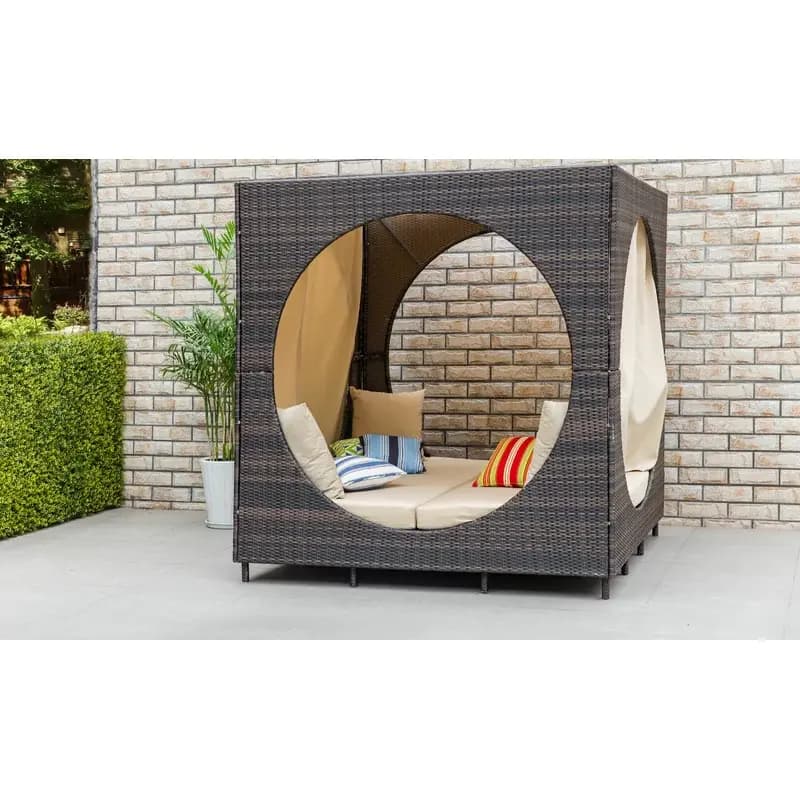 Renata rattan bed for large areas and hotels