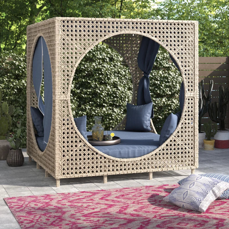 Bari rattan bed for large areas and hotels