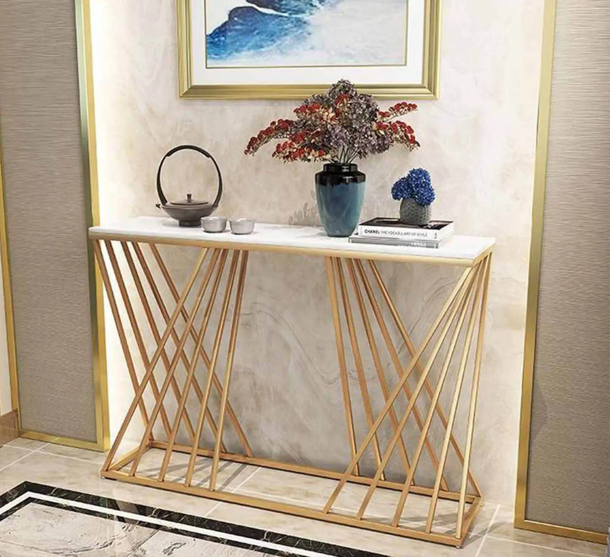 Modern console with iron and Turkish marble – a luxurious touch for every room