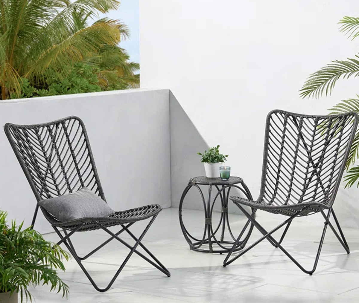 Set of 2 chairs and a table made of rattan -OS-246