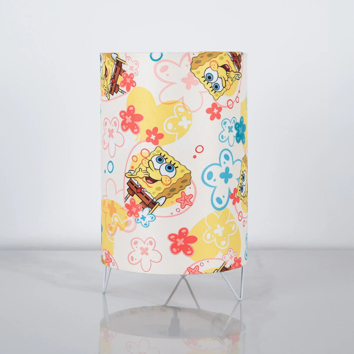 Modern Lamp WDD-026 – Luxury design with iron chassis and heat-resistant vacuum layer with elegant printed fabric