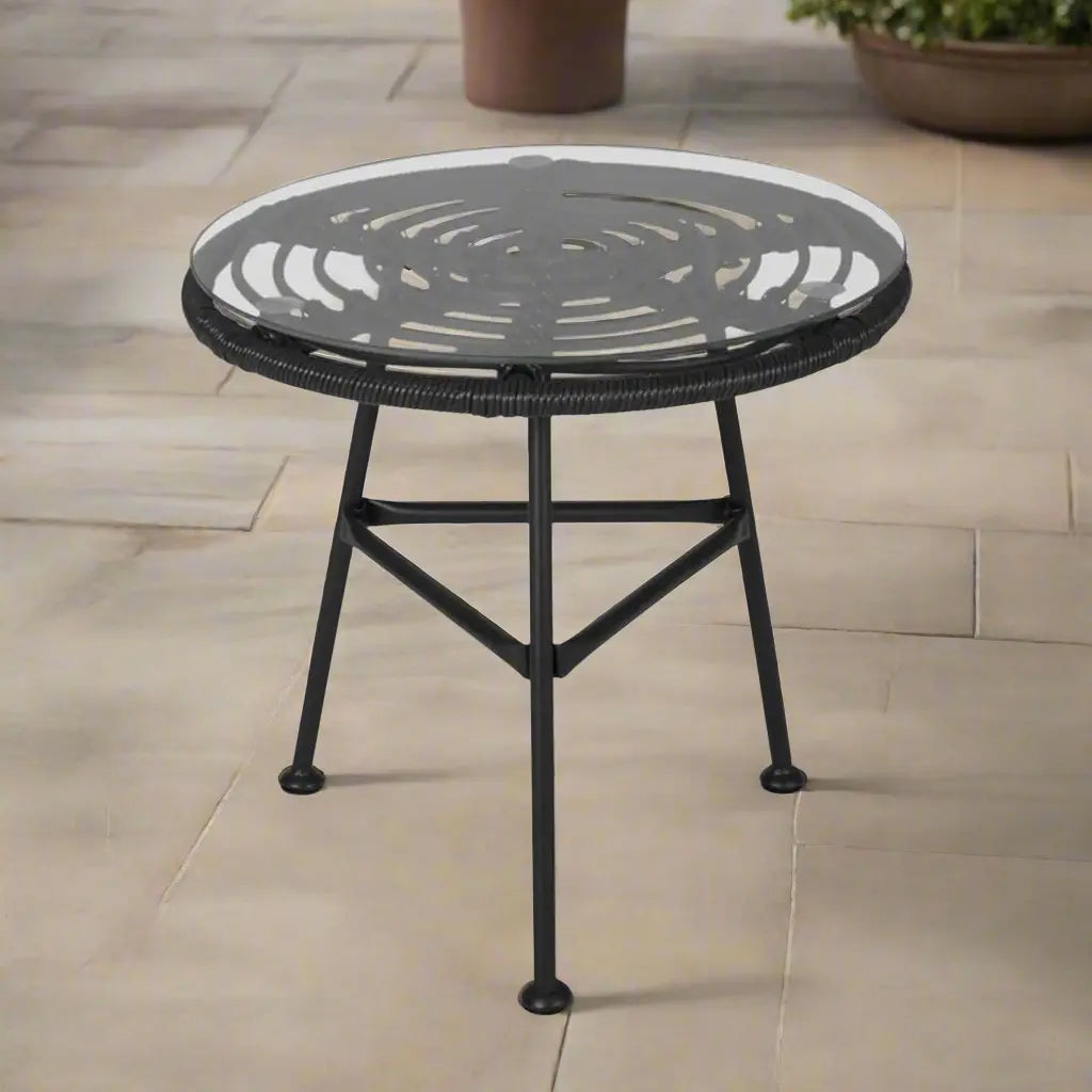 Brita outdoor decor table in black