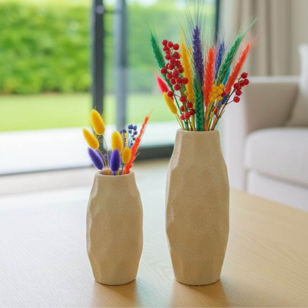 Set of 2 Off-White Ceramic Vases with a Calm Design – KHK-021