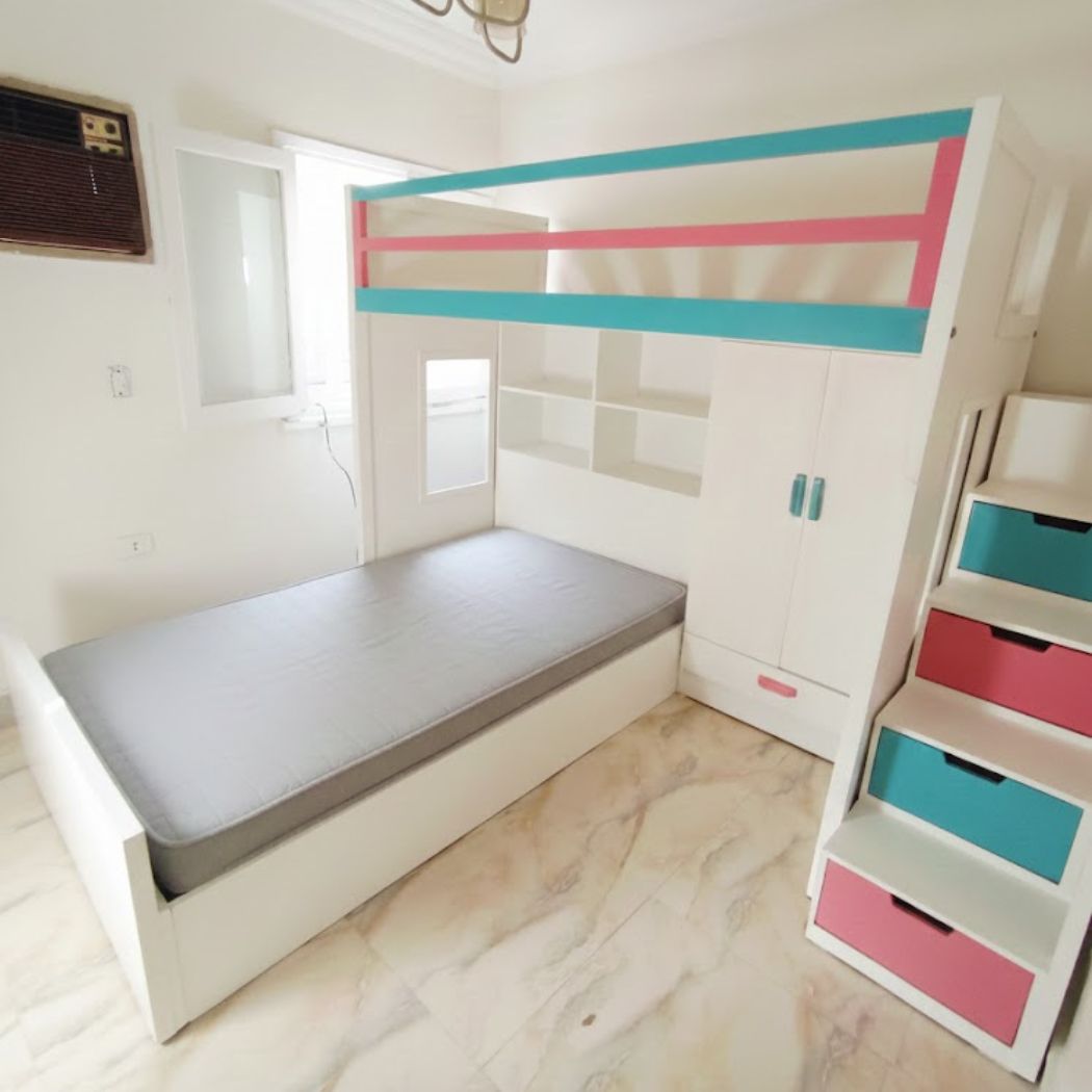 Two-tier beech wood baby bed with wardrobe and bookshelf, model KCT-003, practical design and modern finish