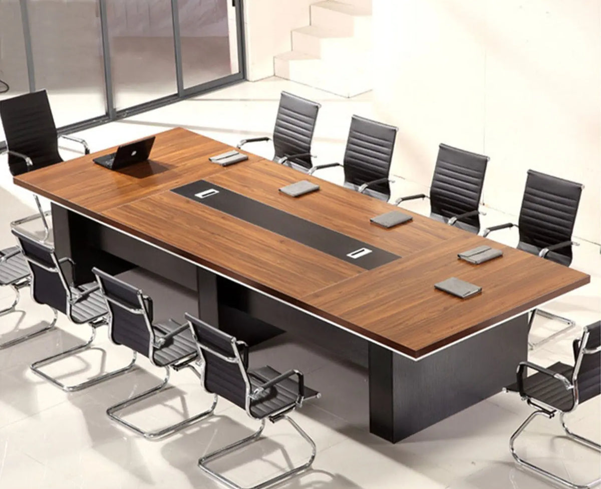 ترابيزة اجتماعات خشب MDF إسباني مع شاسيه معدني – تصميم عصري متين