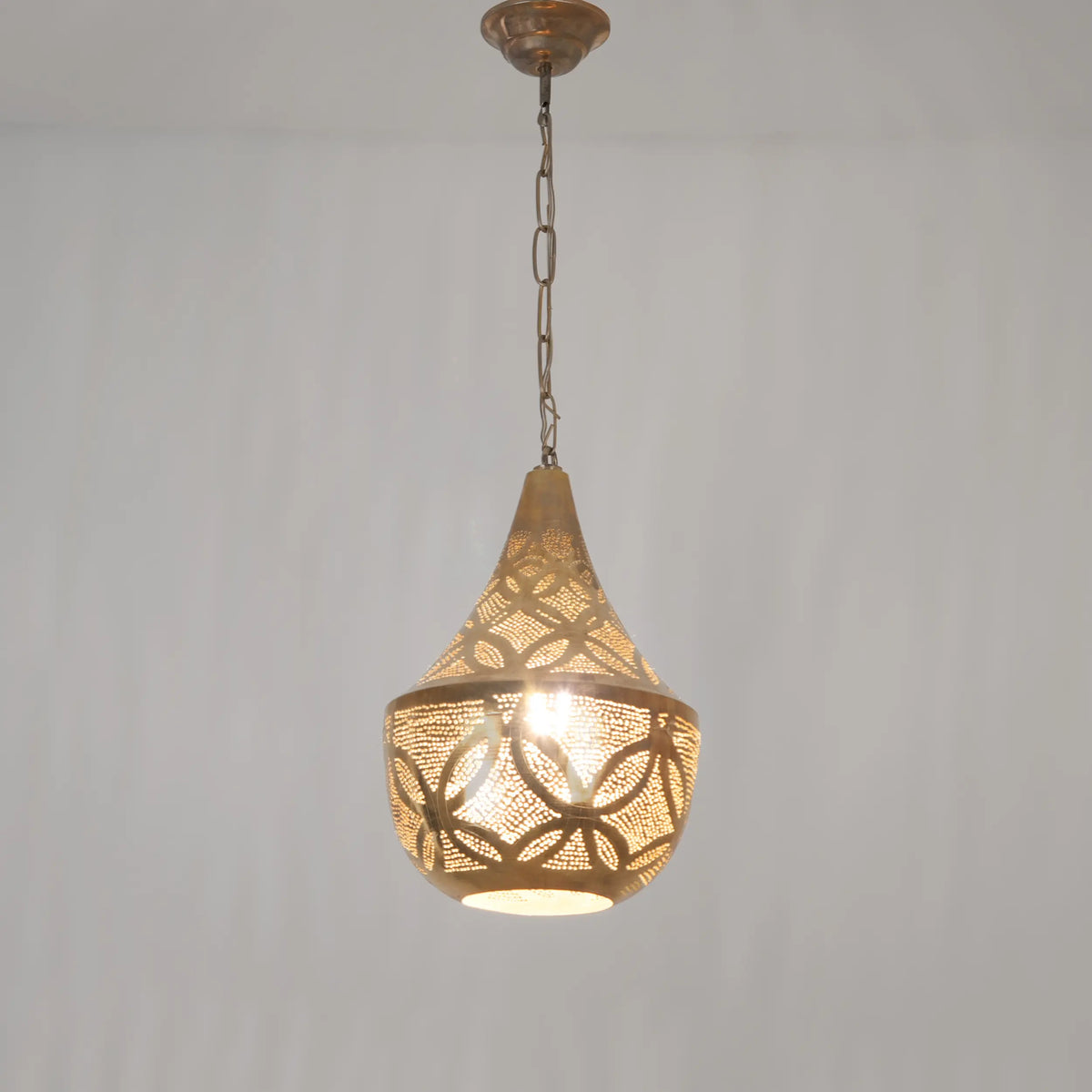 Islamic Ceiling Pendant WDD-006 – Luxurious Copper Design with Elegant Traditional Touch