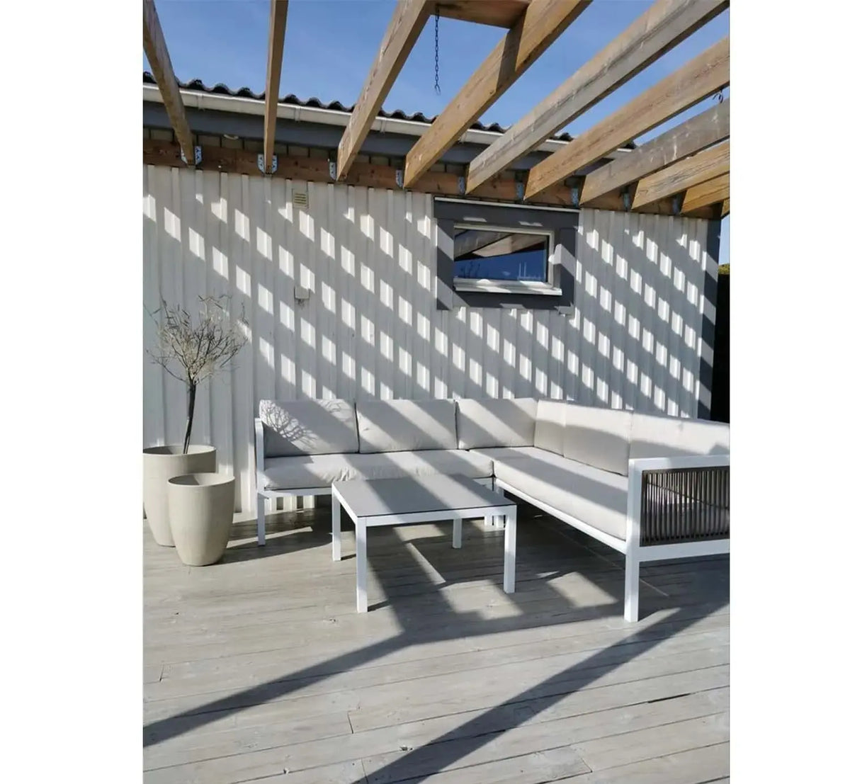 L-shaped aluminum corner for 6 people and a table - OS-327