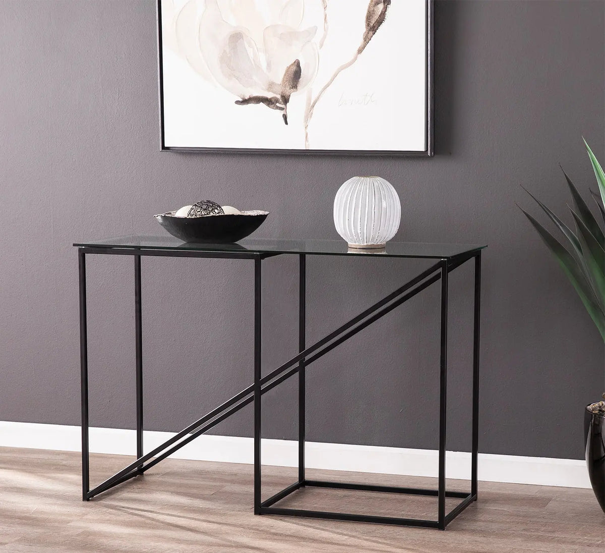 Iron console with electrostatic paint