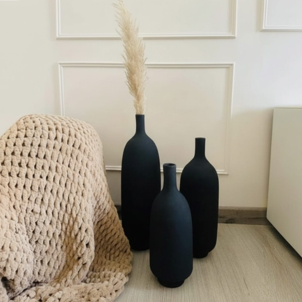 Set of 3 Elegant Gradient Black Pottery Vases – KHK-045
