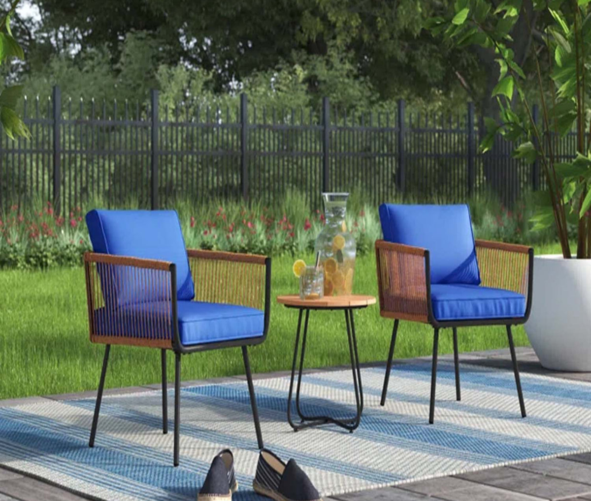 Set of 2 chairs and a table made of rattan - OS-313
