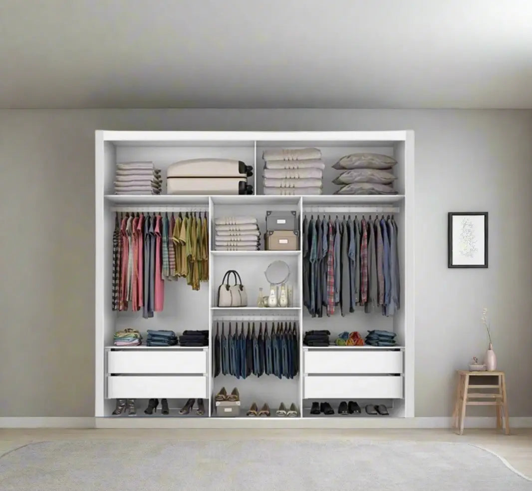 MDF wood dressing with a melamine layer and natural touches