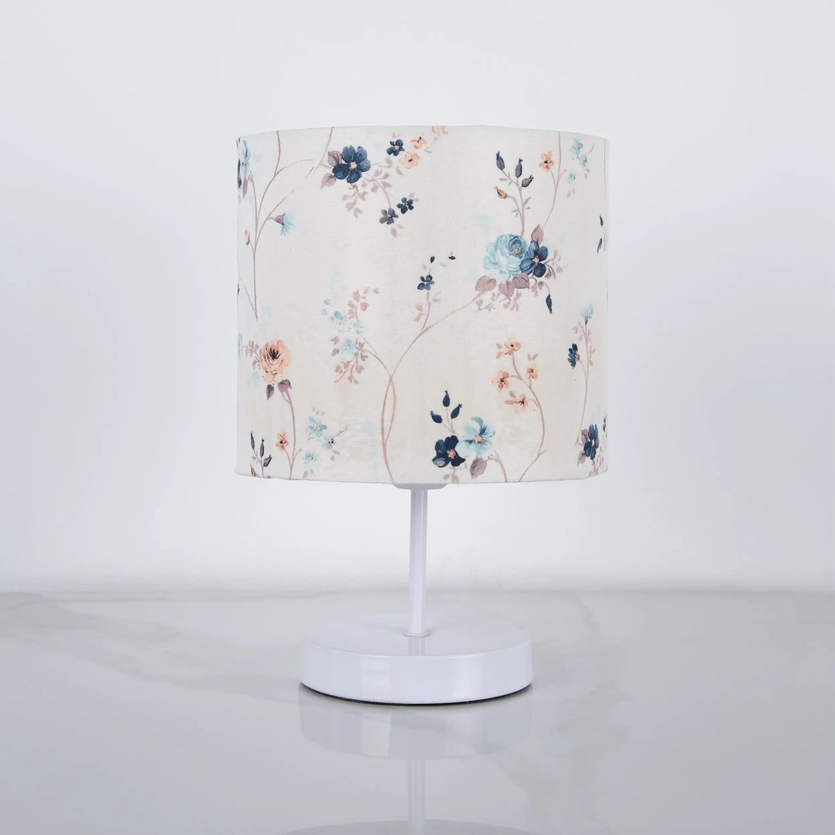 Modern Lamp WDD-031 – Elegant design with iron chassis and heat-resistant vacuum layer with luxury printed fabric