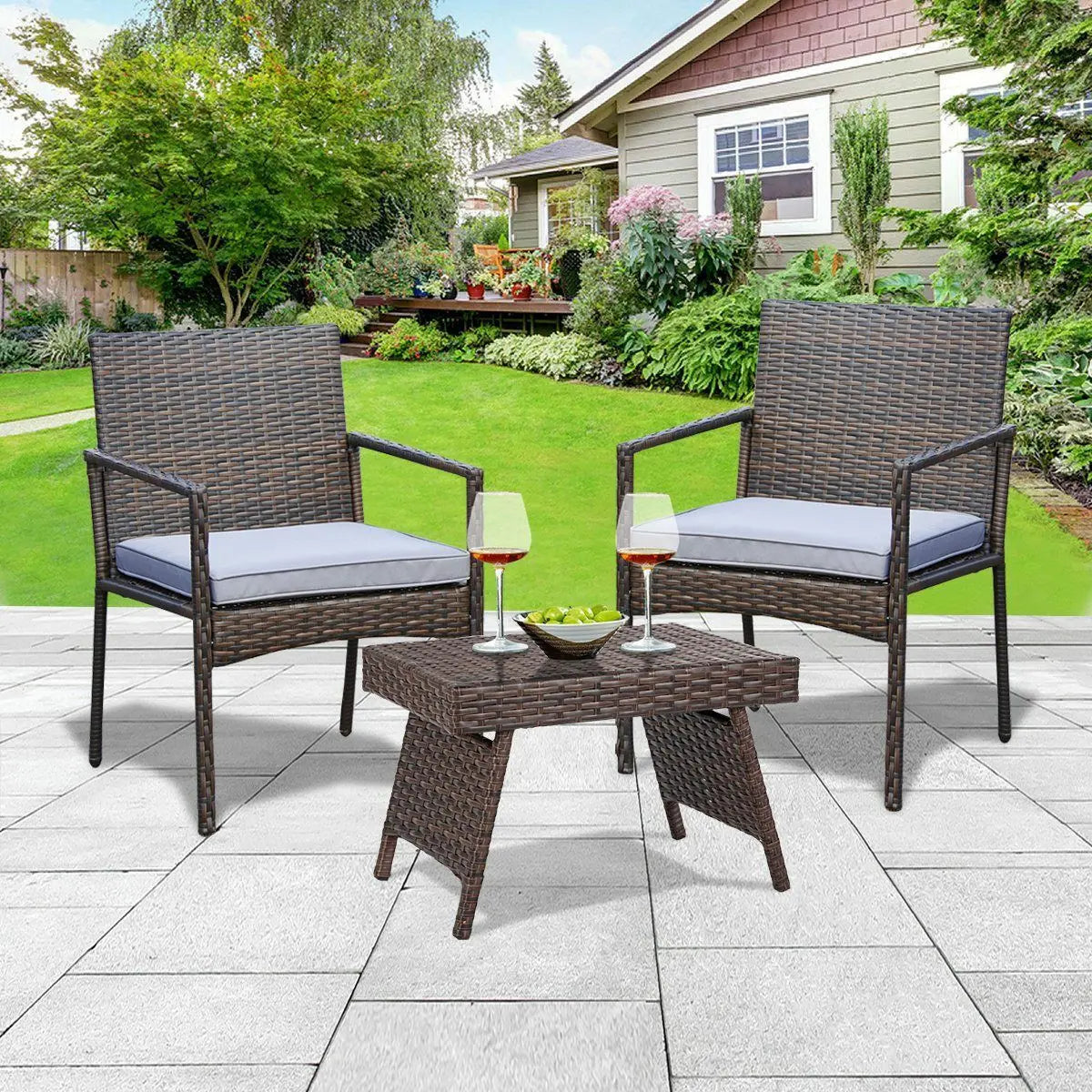 Jordi table for outdoor decor