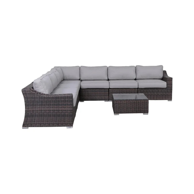 L-shaped rattan breaker corner fits 7 people