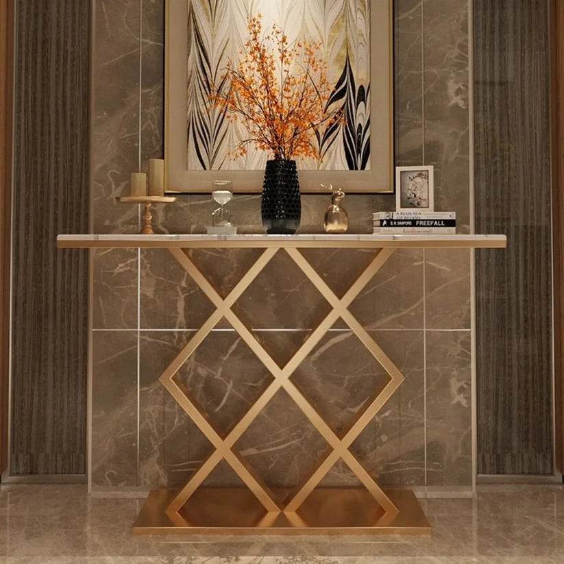 Modern console with painted iron materials and Carrara marble – elegant contemporary design