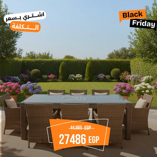 Studio table accommodates 10 people