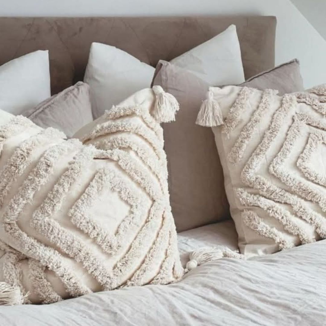 Natural Wool Cushion Fully Handmade – Cotton and Fiber Filling – Size 50×50cm – Model Rof-106