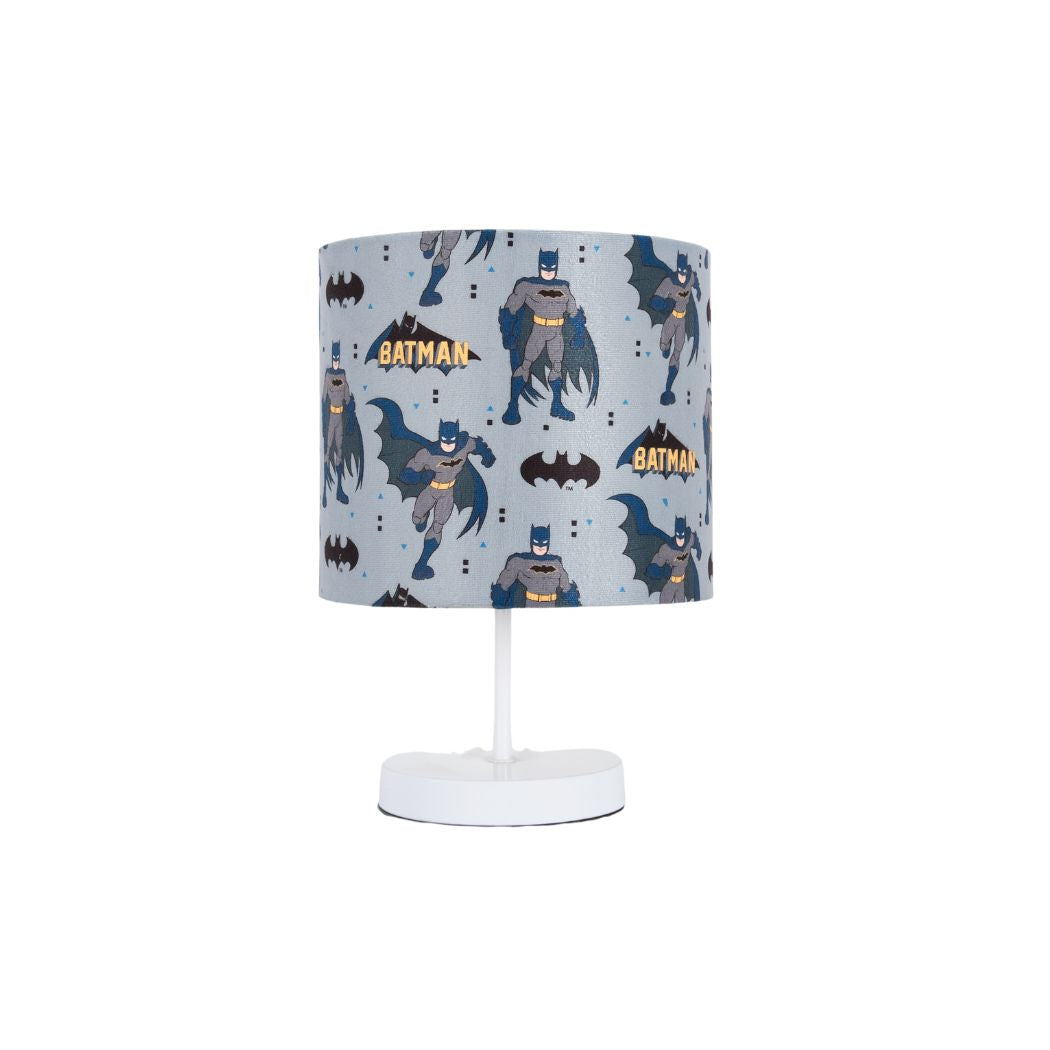 White Metal Floor Lamp Model WDD-048 – Elegant Design with a Luxurious Touch from Oscar Furniture