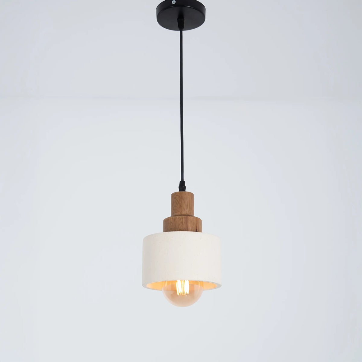 Concrete ceiling medallion in off-white color model WDD-042 – a touch of elegance and simplicity from Oscar Furniture