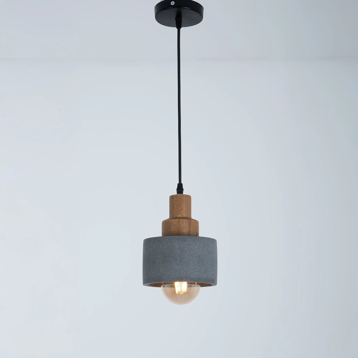 Concrete ceiling medallion in gray color model WDD-045 – Modern and elegant design from Oscar Furniture