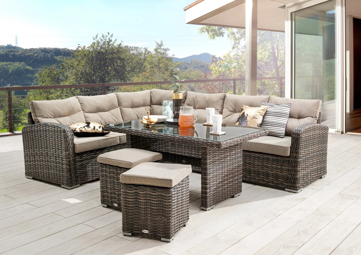 Santiago corner sofa is enough for 8 people