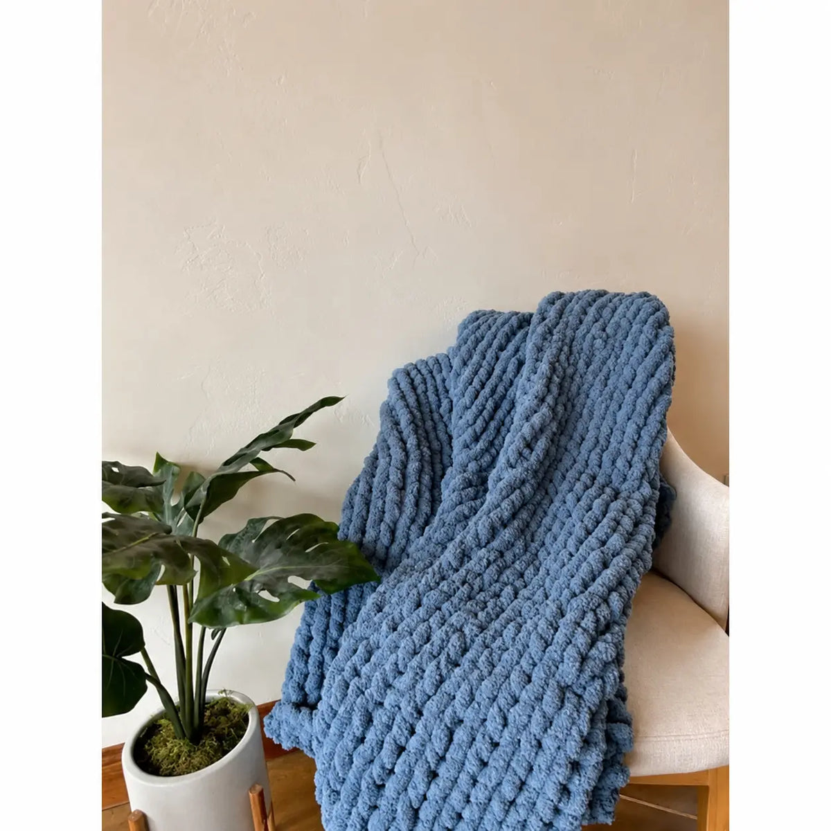 Handmade Fur Blanket - RAZ-117
