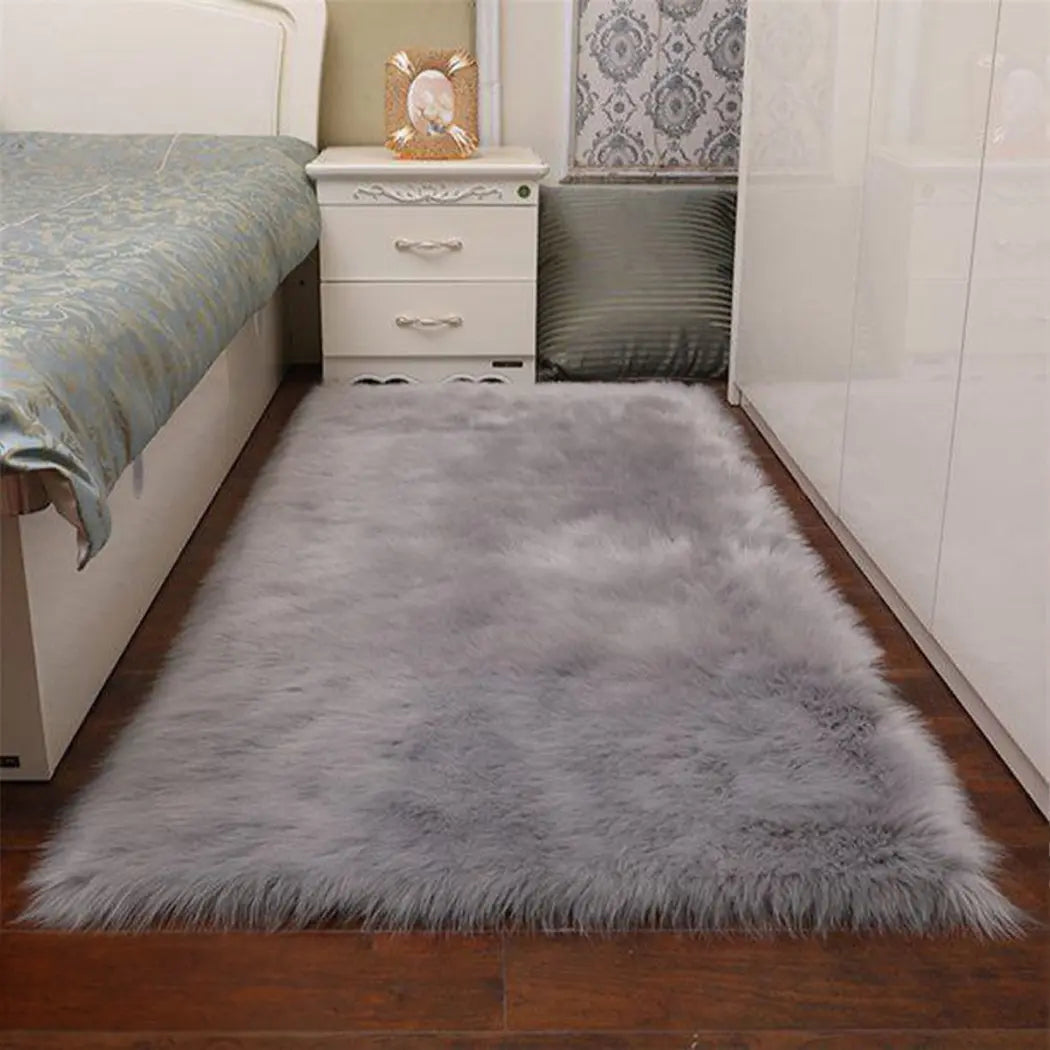 Lavora fur rug with non-slip leather lining - 100 * 150