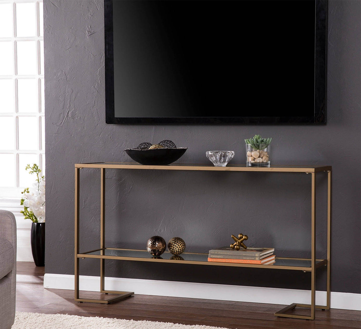 Modern console iron and transparent glass – luxurious contemporary design