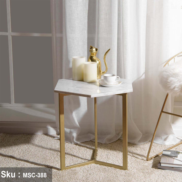 كارا ترابيزة جانبية 50 * 40 رخام  - اوسكار رتان